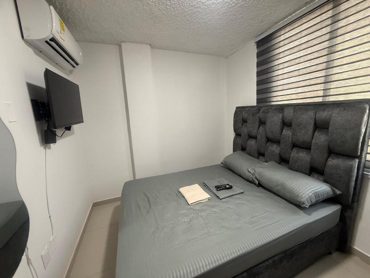 Hermosa Habitacion A Una Cuadra Del Ventura Plaza 3 Cúcuta Exteriör bild